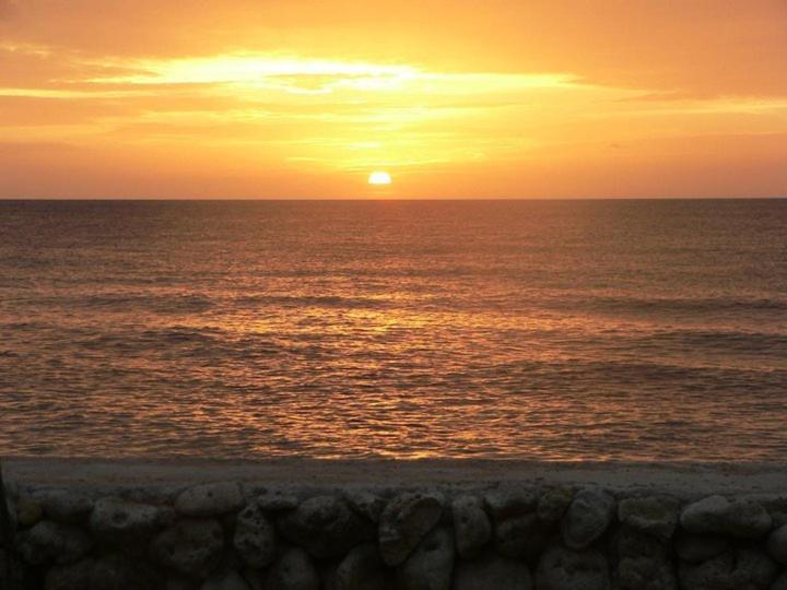 By The Sea Resort Santa Fe  Екстер'єр фото